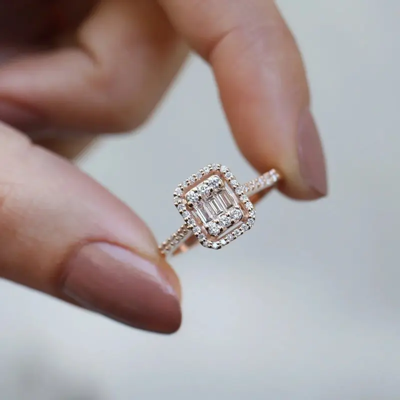 0.40 Karat Pırlanta Baget Yüzük