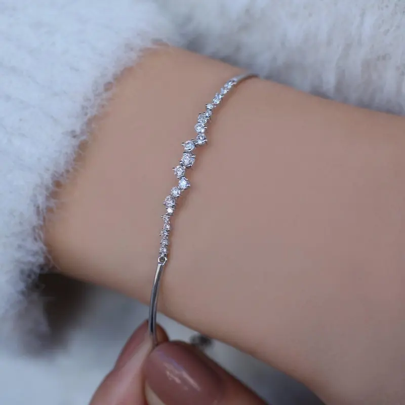 0.50 Karat Özel Tasarım Asimetri Pırlanta Bileklik