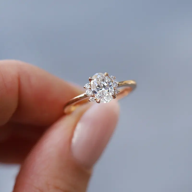 1.10 Karat G SI2 GIA Sertifikalı Vintage Özel Tasarım Lyra Pırlanta Yüzük
