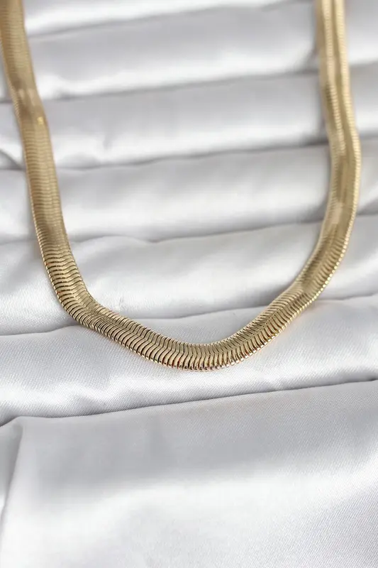 14K Gold Renk Kalın Yassı Yılan Zincir Model 45 Kadın Kolye