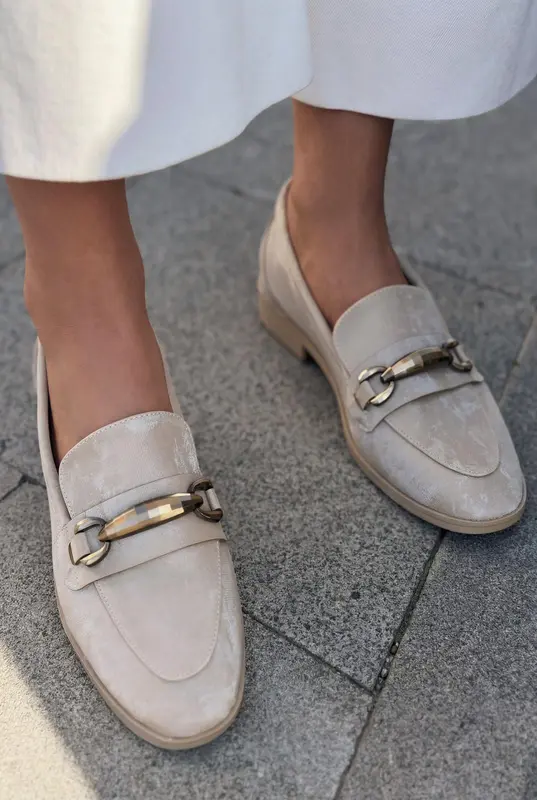Ardena Bej Eskitilmiş Kadife Kadın Loafer