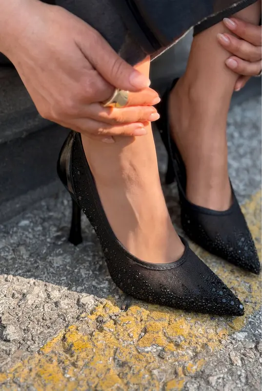 Arivelle Siyah Taşlı Tekstil Kadın Stiletto