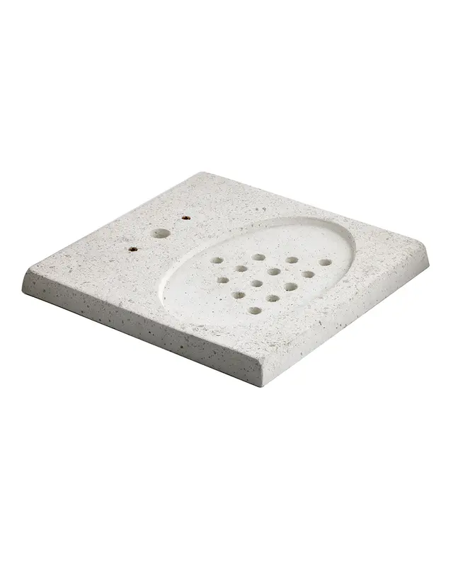 Bahçe Çeşmesi Beton Tabanı - Beyaz