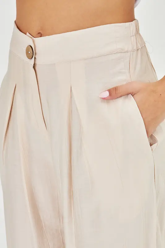 Bej Kolu Fırfırlı Tişört Keten Pantolon Takım