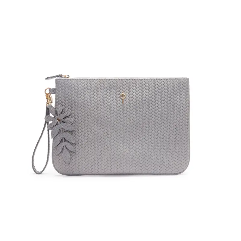 BRAIDED CLUTCH GREY