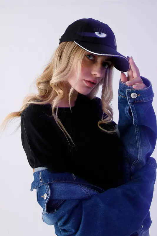 Chiara Ferragni Winking Eye Şapka