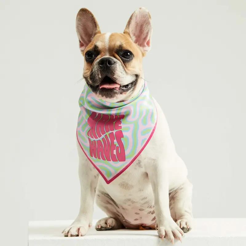 Dalgalı Köpek Bandana