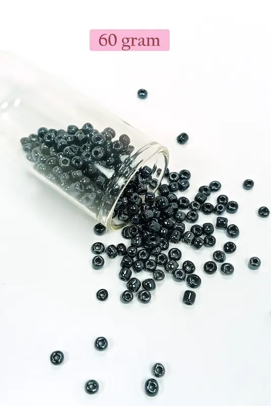 Dökme Cam Kum Boncuk Büyük Boy (6/0) 4 mm - 60 Gram - Siyah - BNC120