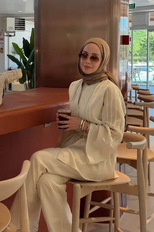 Feyza Hakyemez'in Tercihi Cep Detaylı Tencel Pantolon-Ekru