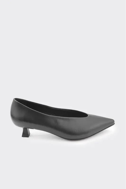 Hakiki Deri Kısa Topuklu Kadın Stiletto