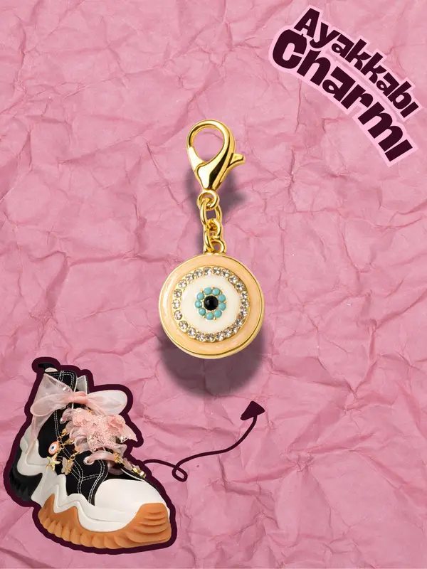 Hugs & Gifts – Nazar Charm | Krem Nazar Işıltısı 🧿✨