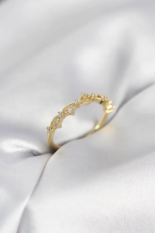 ILS-1094 Kadın Yüzük Gold Pirinç Zirkon Taşlı