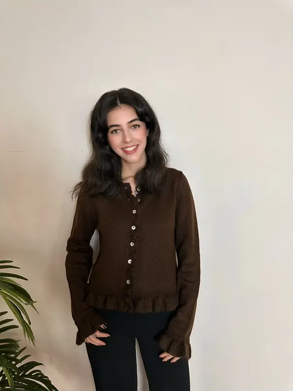 Kahverengi Fırfır Detaylı Kolu Volanlı Triko Hırka