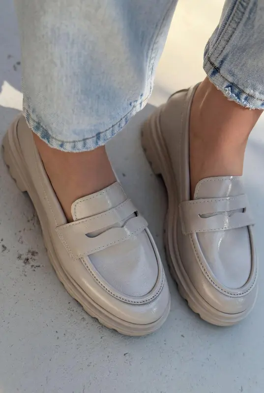 Kastrel Bej Kırışık Rugan Kadın Loafer