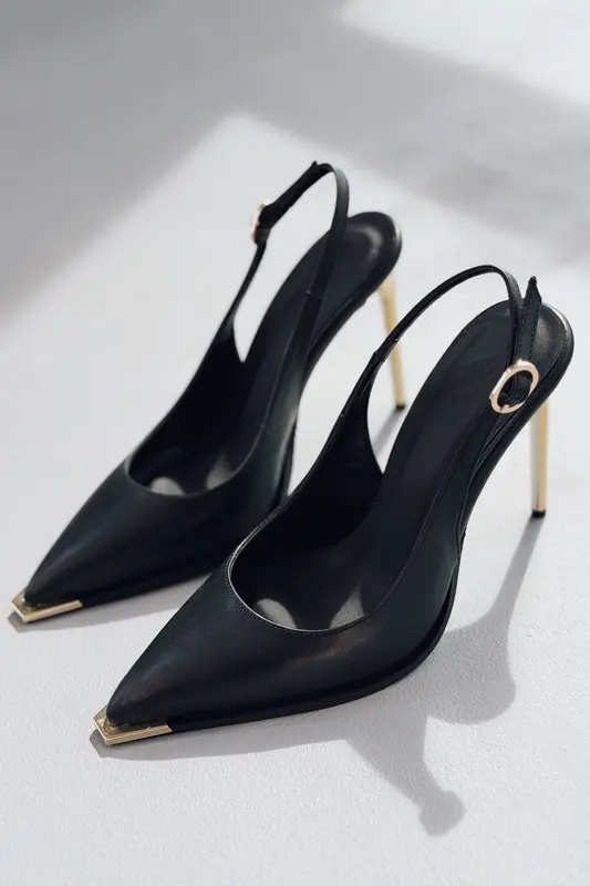 Noris Siyah Mat Deri Kadın Stiletto
