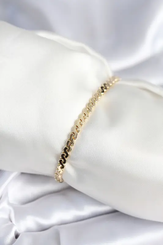 Pirinç Gold Renk Yassı Zincir Model Kadın Bileklik