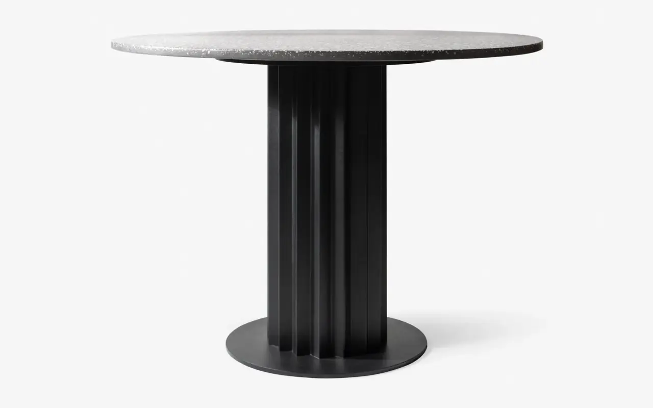 RECALLED Yuvarlak Masa Siyah Metal Terrazzo