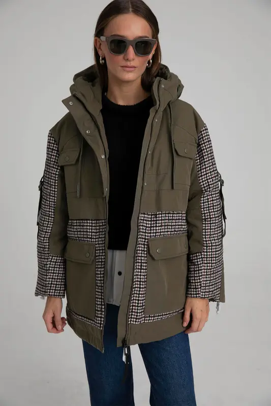 Replay Piye Dö Pul Desenli Kapüşonlu Puffer Mont