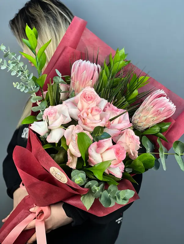 Rosy Reverie Buket
