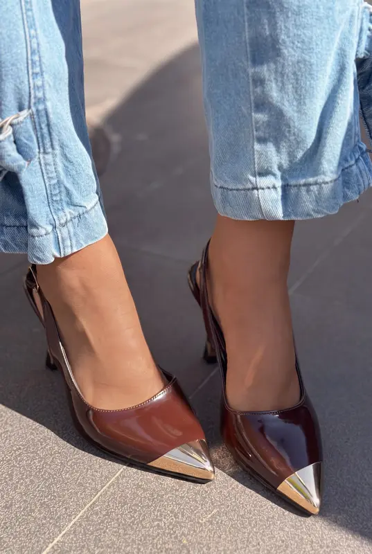 Sarnok Acı Kahve Rugan Kadın Stiletto