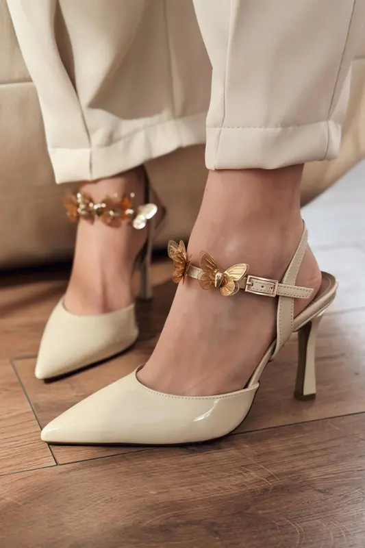 Senar Bej Rugan Kadın Stiletto Kelebek Detaylı