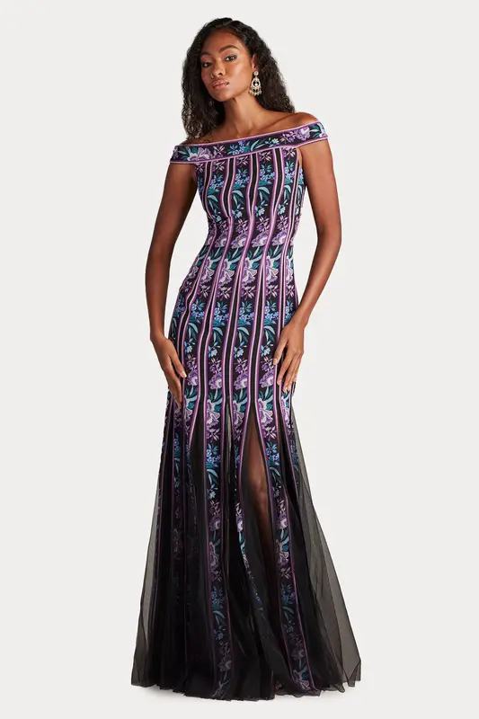 Tadashi Shoji Renkli Desen Yırtmaçlı Maxi Abiye Elbise