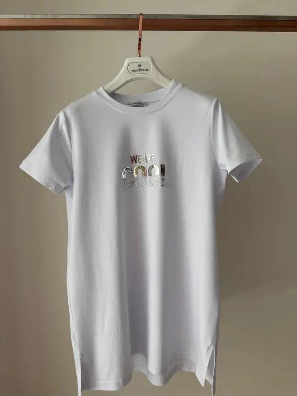 YAZI BASKILI TAŞLI TSHIRT Ekru