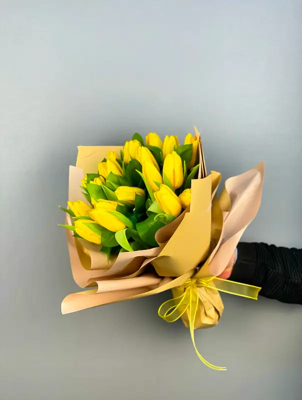Yellow Delight Lale Buketi